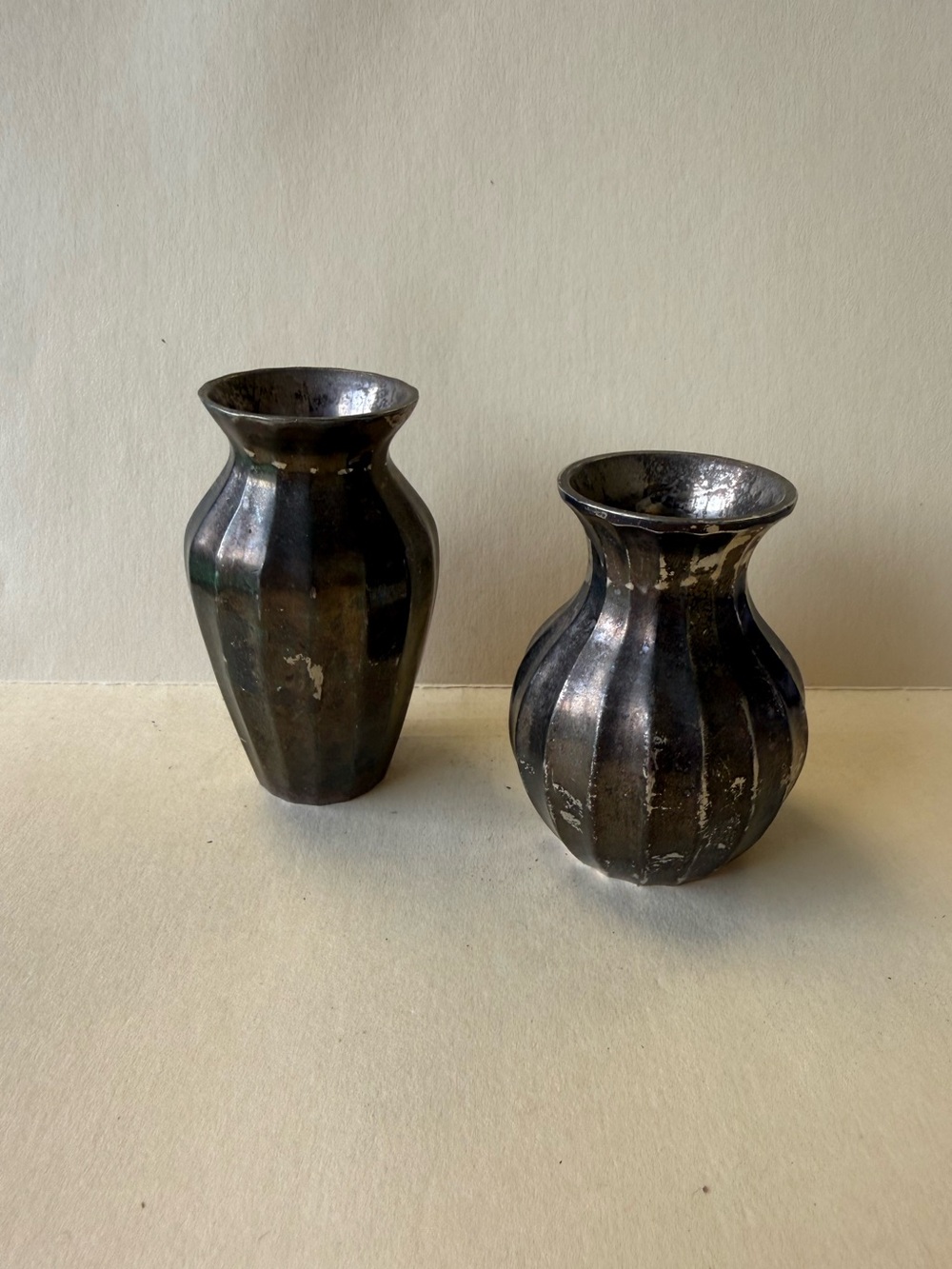 Pair of Vintage Mini Silver Coated Metal Decor Vases from India. - Picture 2 of 9
